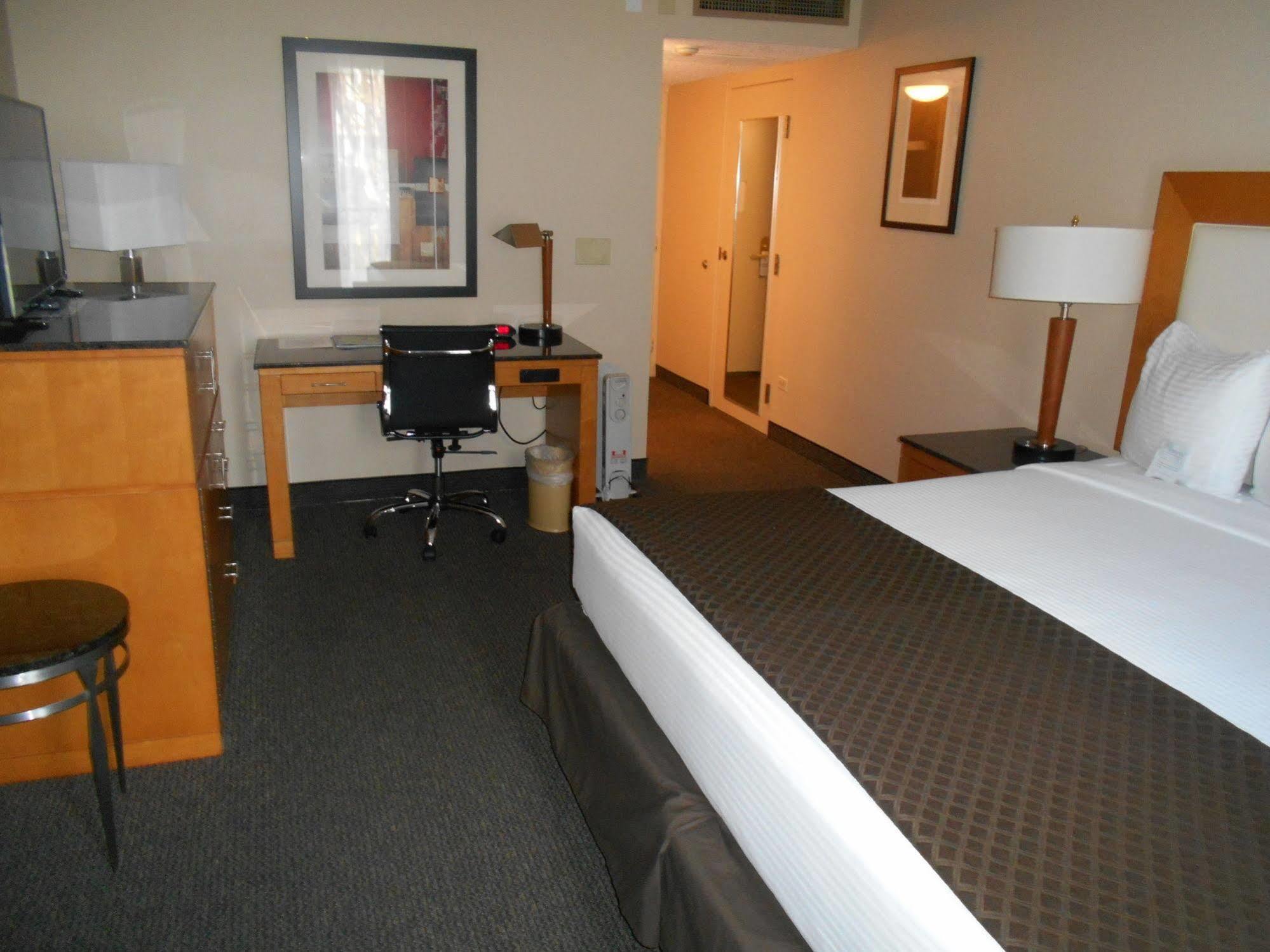 Red Lion Inn & Suites Olympia, Governor Hotel Luaran gambar